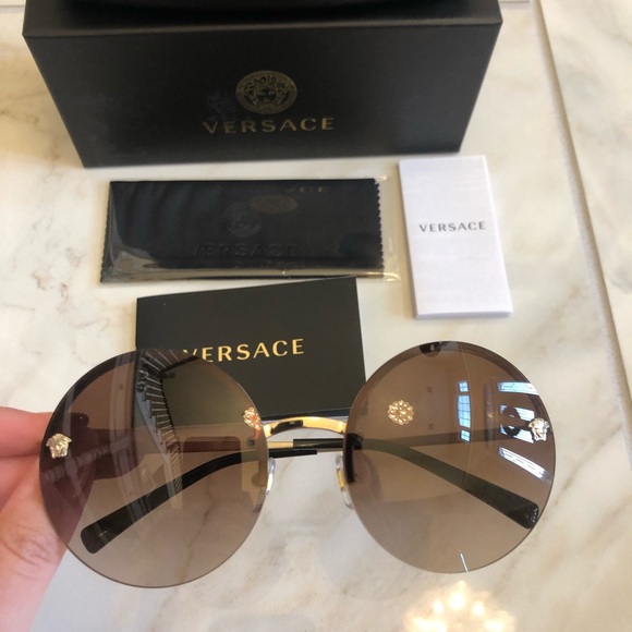 ?NEW SHOW STOPPER VERSACE SUNGLASSES ? main image 11